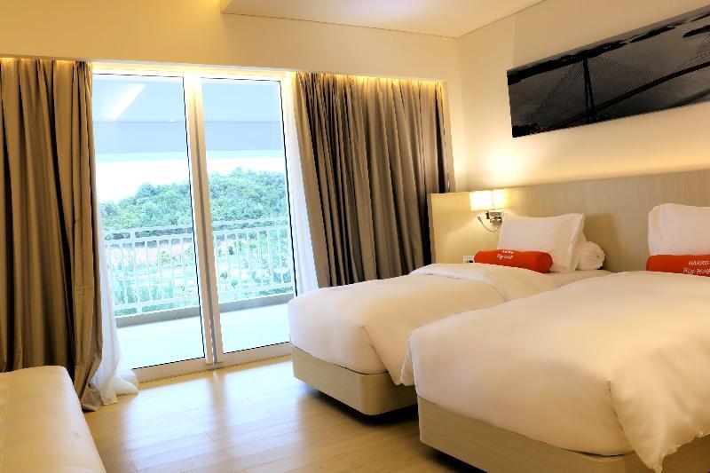Harris Resort Barelang Batam Sagulung Εξωτερικό φωτογραφία